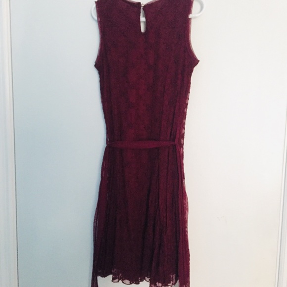 maroon lace dress - Picture 2 of 2